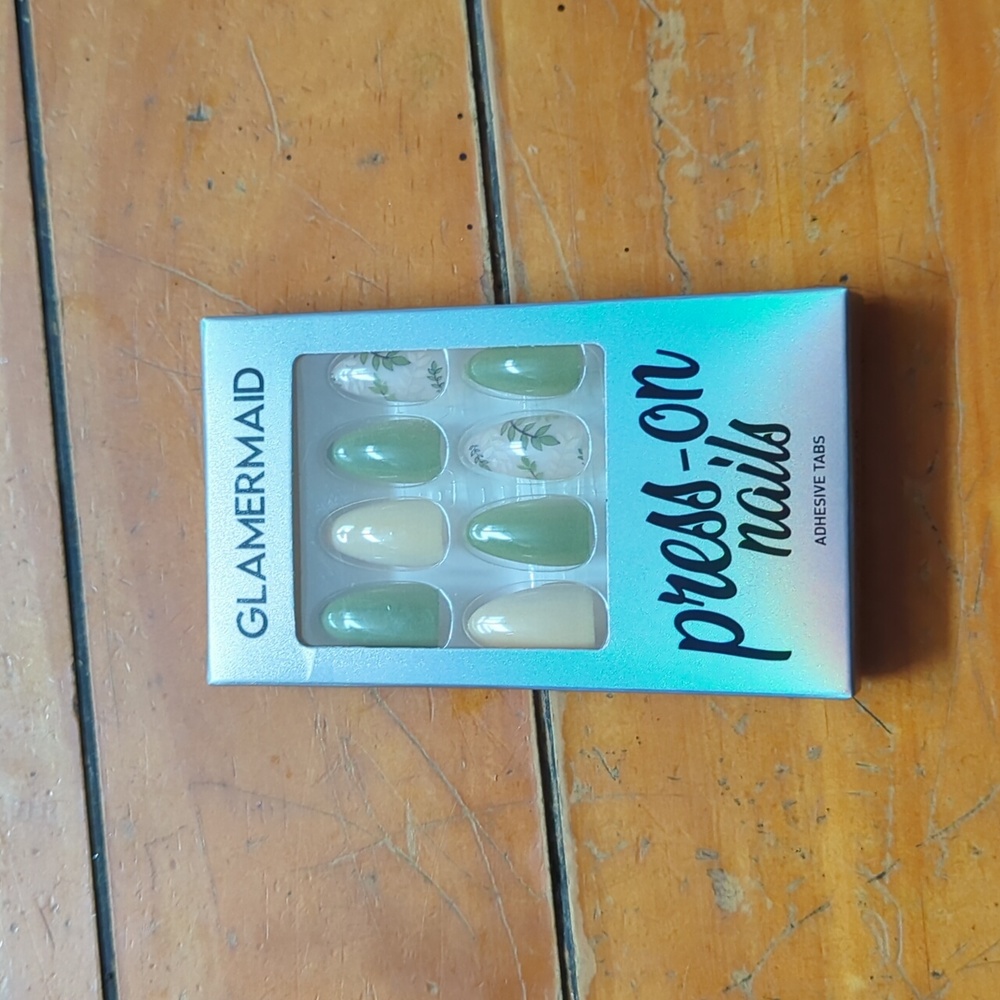 Glamermaid press on nail